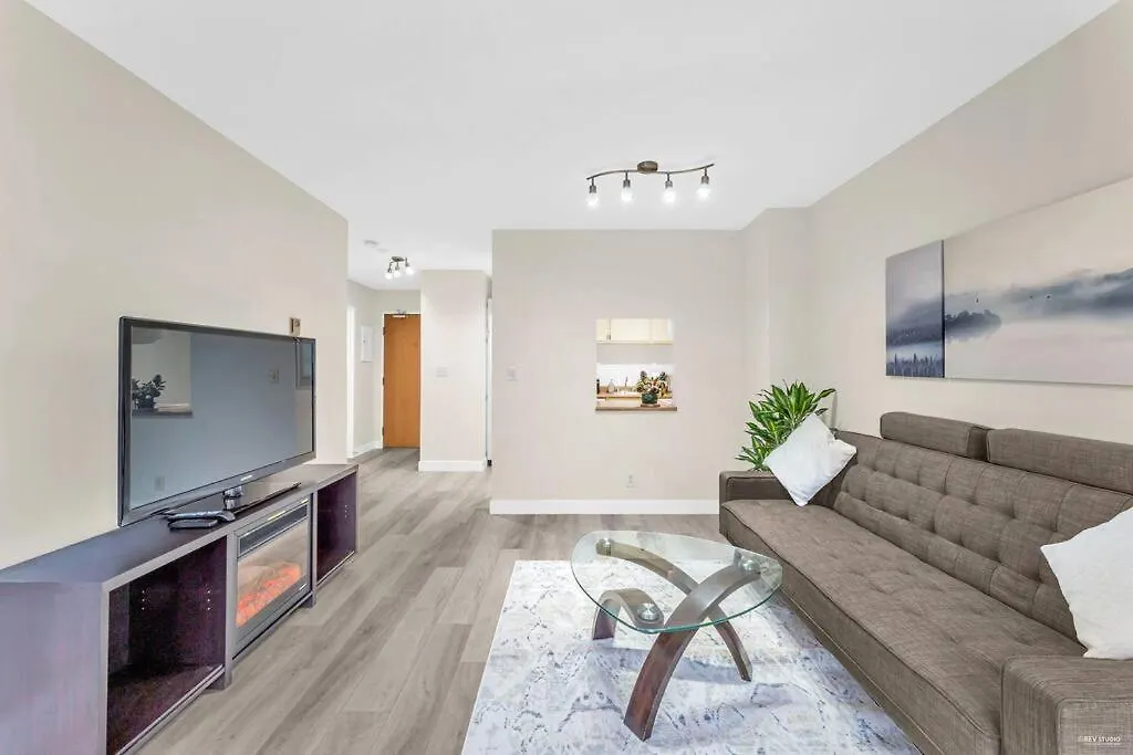 Beautiful City Two Beds Suite With Free Parking Vancouver Canada