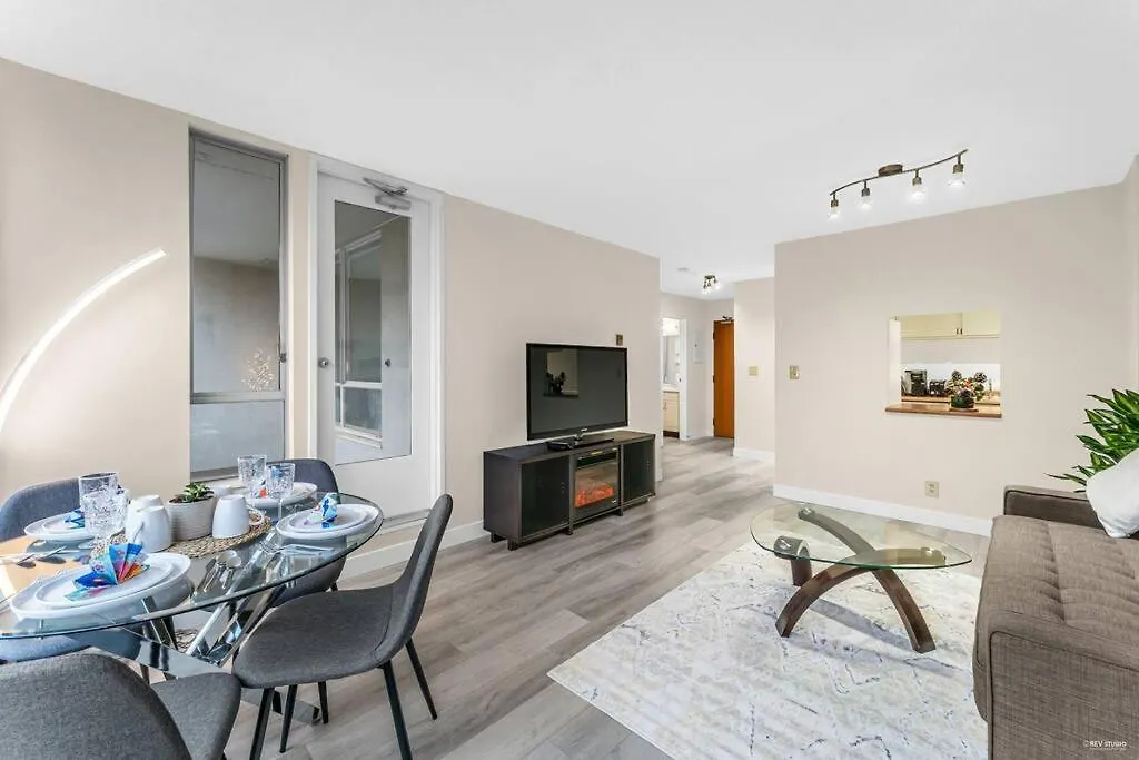 Beautiful City Two Beds Suite With Free Parking Vancouver Canada